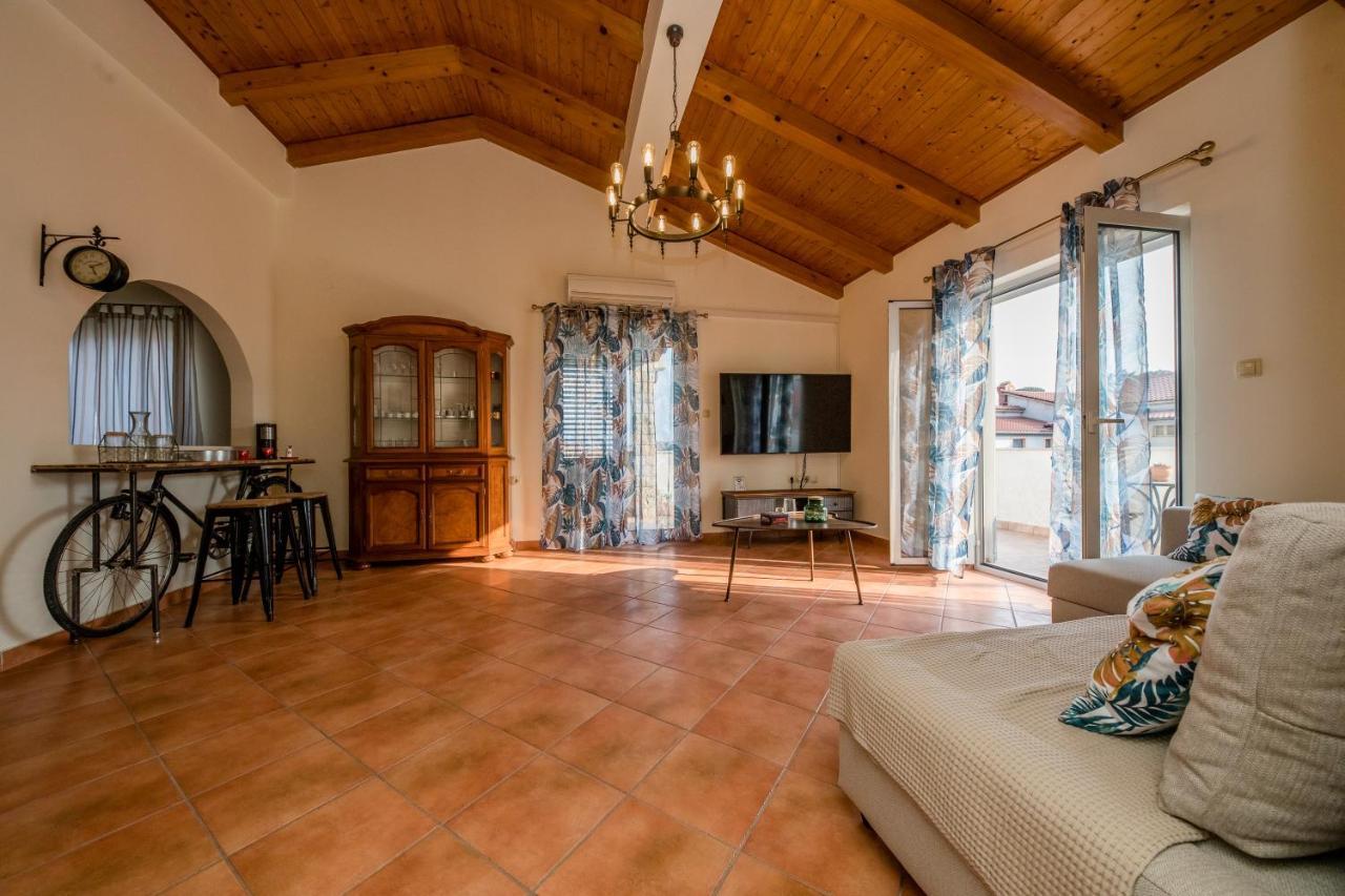 Nikolina Rab Apartments Rab Town Luaran gambar